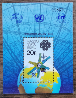 Maďarsko ** aršík B167A, UIT, kosmos, r. 1983