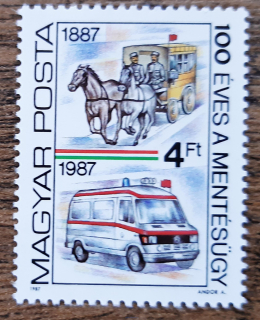 Maďarsko ** 3896 záchranáři, 100 let