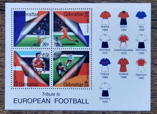 GIBRALTAR ** aršík Bl 40 fotbal, ME, r. 2000